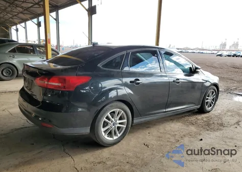 2015 Ford Focus Se z USA, uszkodzony, nr VIN 1FADP3F29FL256478